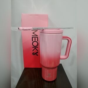Meoky Tumbler w/ Handle / 40oz / Color: Flamingo